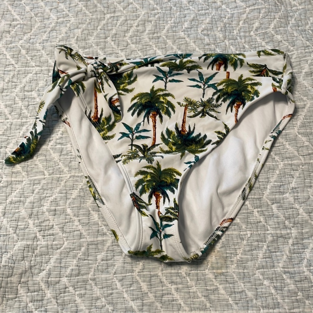 High waisted bikini bottom